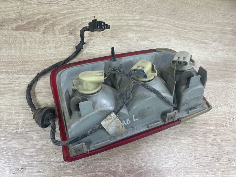 Фонарь GMC Jimmy II 1995