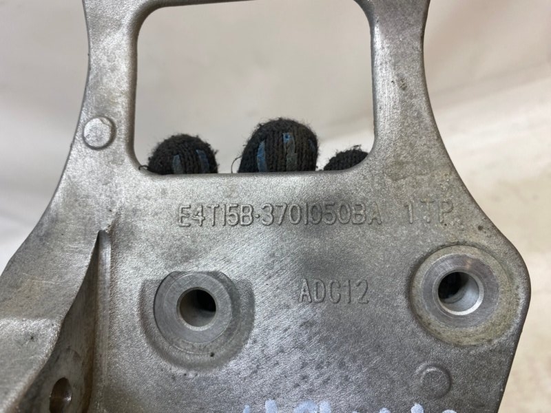 Кронштейн генератора Omoda C5 2024