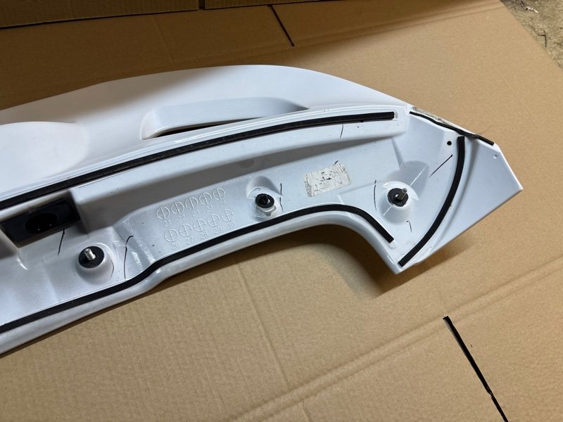 Спойлер крышки багажника Omoda C5 2024