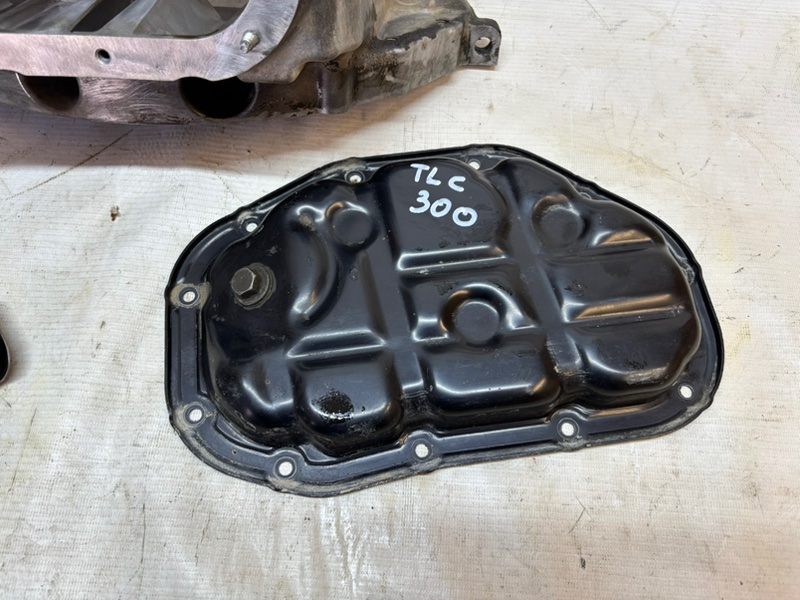 Поддон двигателя Toyota Land Cruiser 2021-2025 300