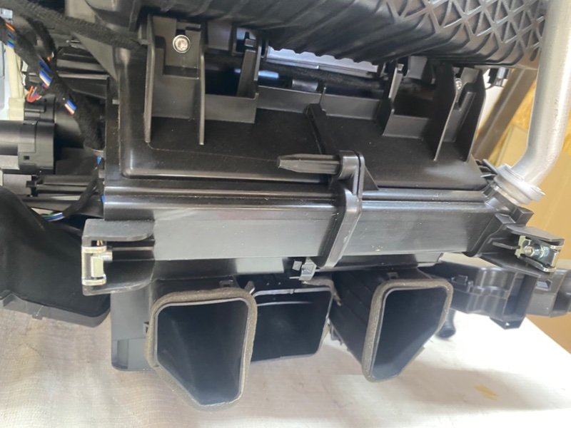 Корпус отопителя Omoda C5 2024