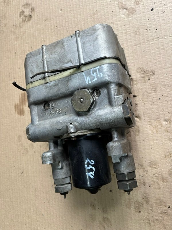 Блок ABS GMC Jimmy II 1995
