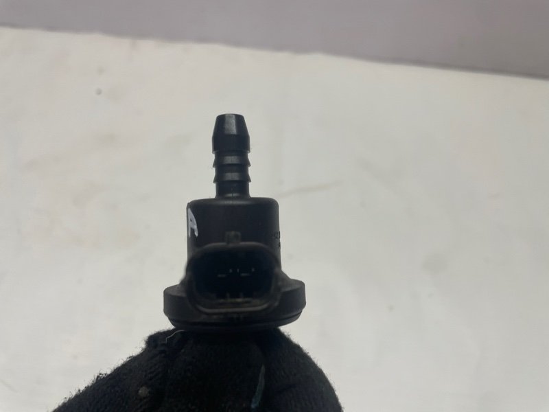 Клапан продувки адсорбера Opel Astra 2004-2011 H