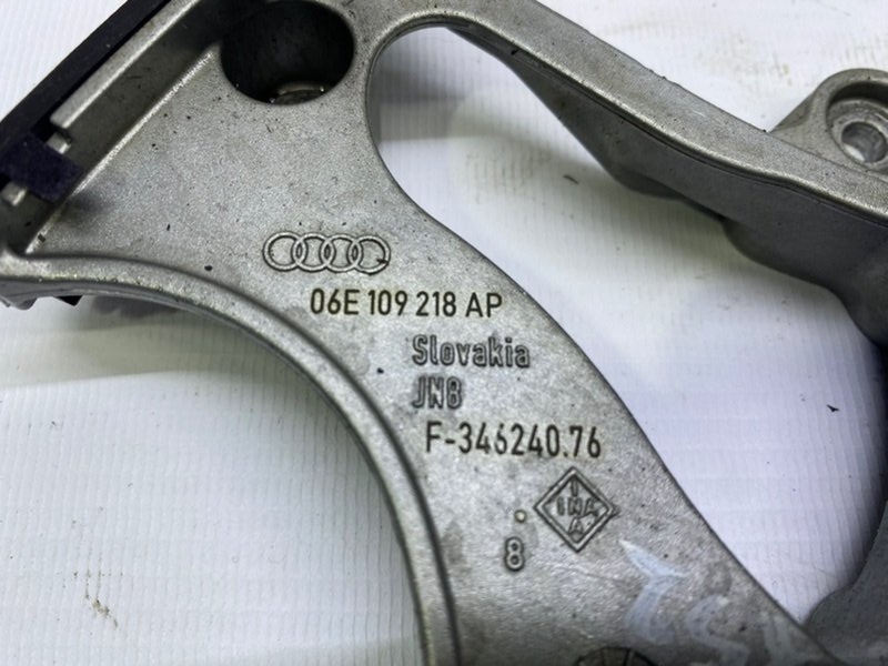 Натяжитель цепи ГРМ Audi A6 2012