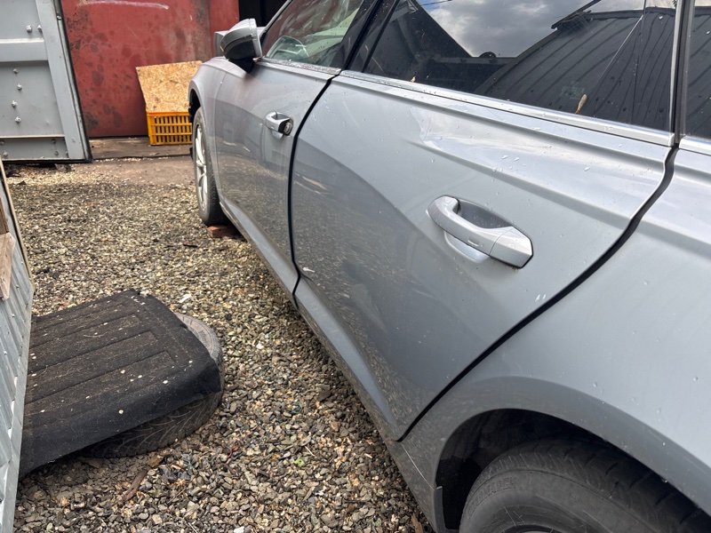 Дверь Audi A6 2019