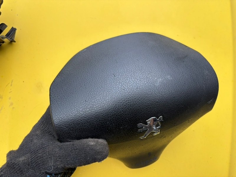 Подушка безопасности Peugeot 206 2007
