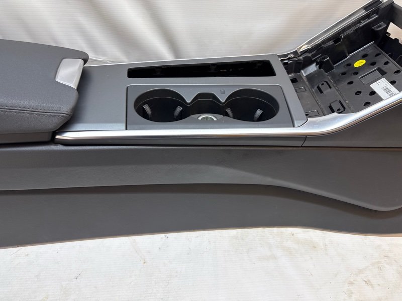 Бардачок Audi A6 2019