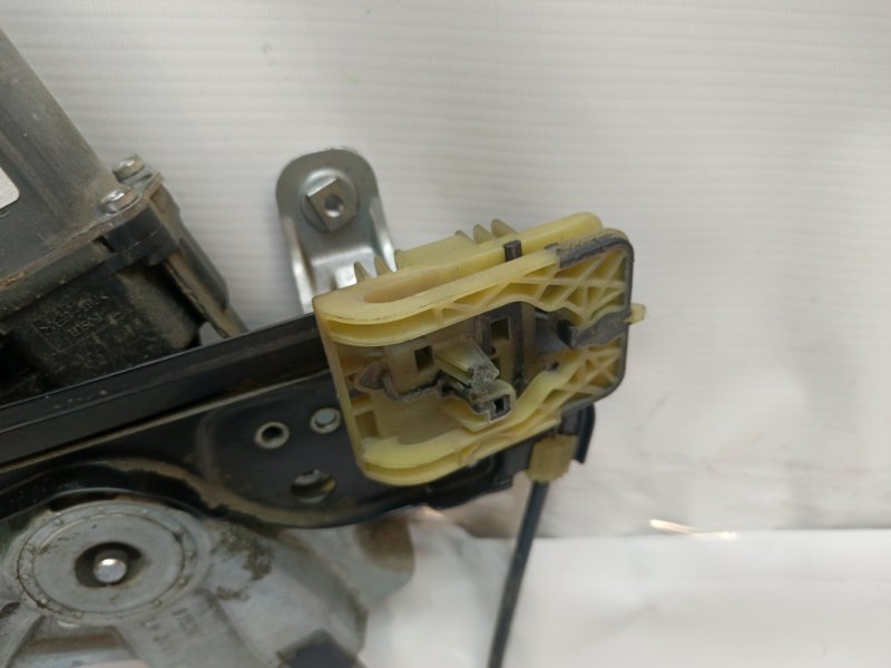 Стеклоподъемник Opel Astra 2011 J