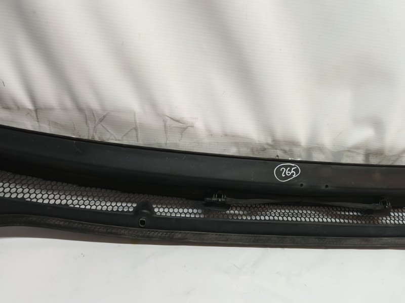 Жабо Opel Astra 2011 J
