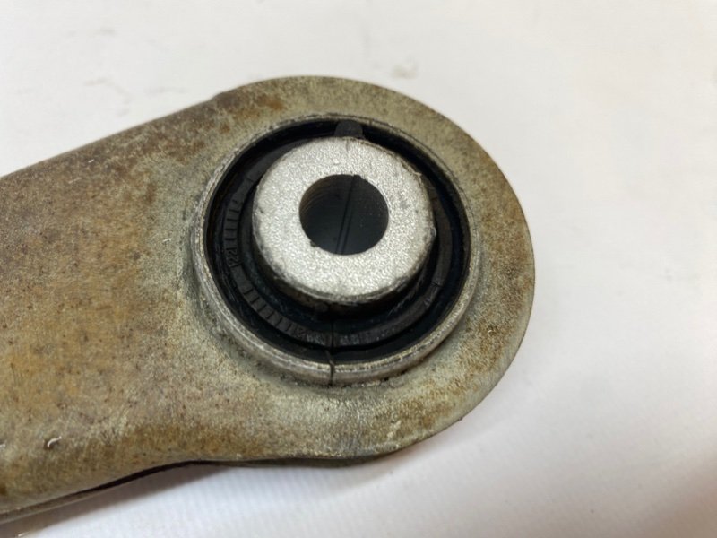 Рычаг Audi A6 2019