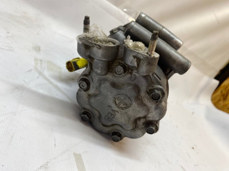 Компрессор кондиционера Peugeot 206 2008
