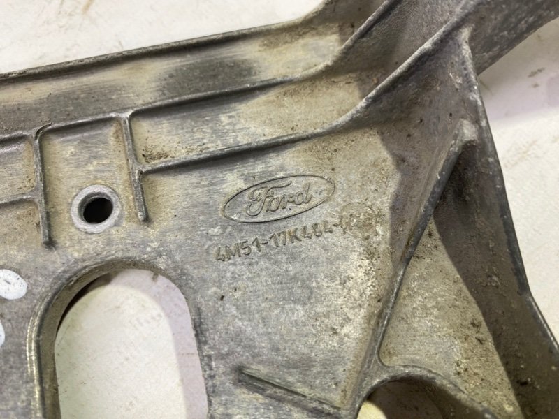 Трапеция дворников Ford Focus 2006