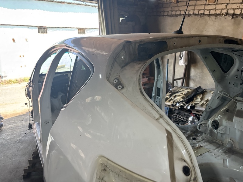Крыло Opel Astra 2011 J