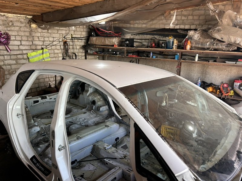 Крыша Opel Astra 2011 J