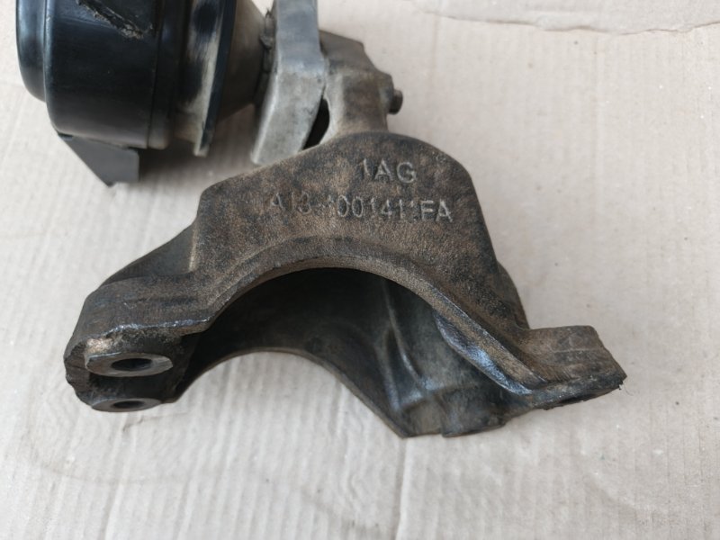 Подушка двигателя Chery Very А13 2011