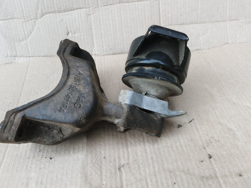 Подушка двигателя Chery Very А13 2011