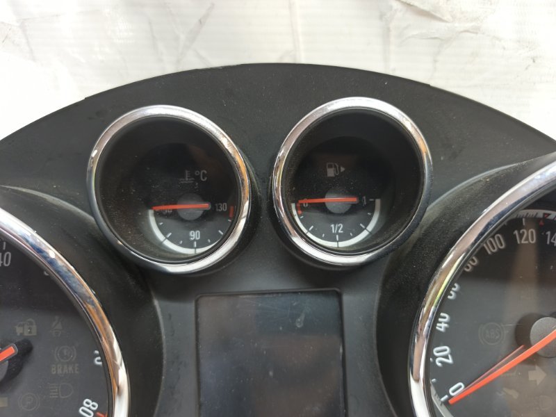 Панель приборов Opel Astra 2011 J