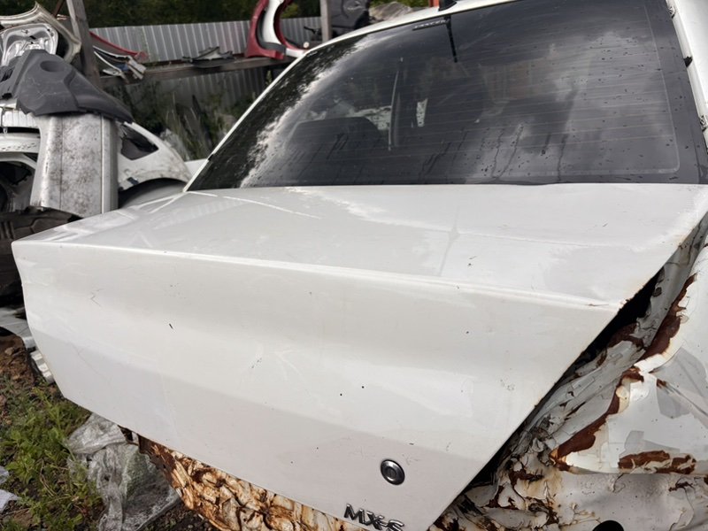 Крышка багажника Mitsubishi Lancer Cedia 2002