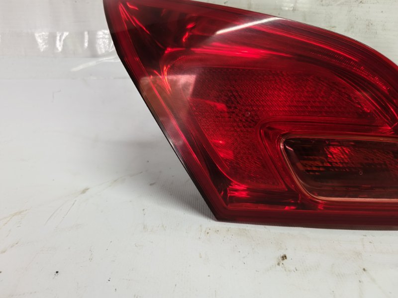Фонарь Opel Astra 2011 J