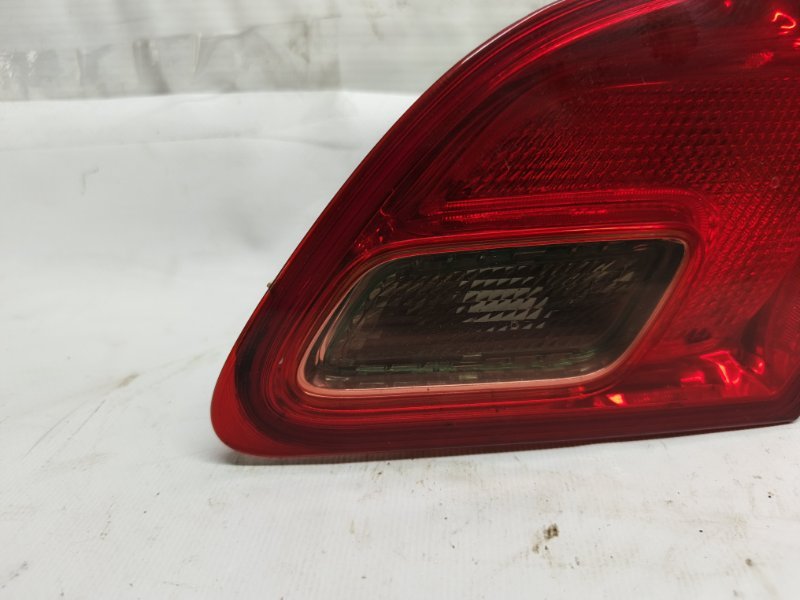 Фонарь Opel Astra 2011 J