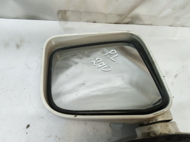 Зеркало Mitsubishi Chariot Grandis 2001