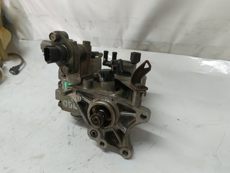 ТНВД Mitsubishi Chariot Grandis 2001