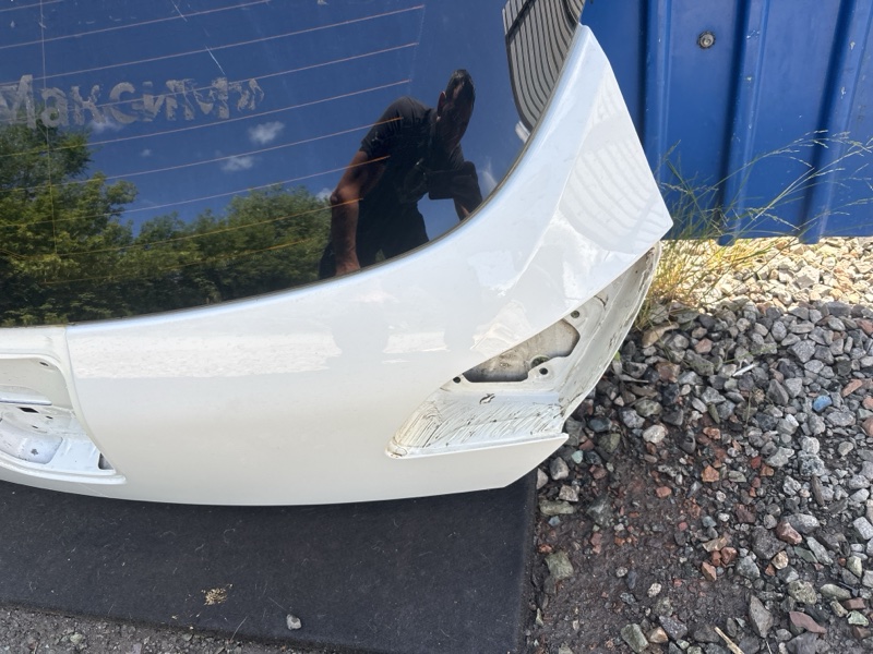 Крышка багажника Opel Astra 2011 J