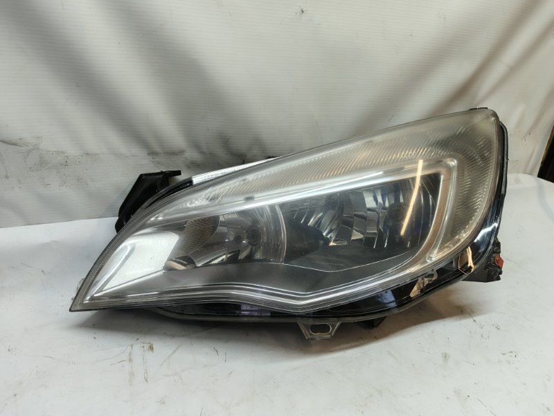 Фара Opel Astra 2011 J