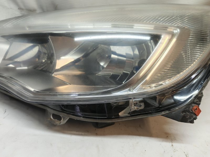 Фара Opel Astra 2011 J