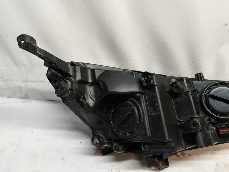 Фара Opel Astra 2011 J