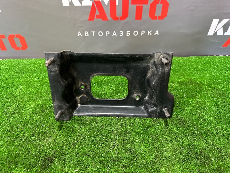 Кронштейн усилителя бампера Kia Ceed SW 2011 ED
