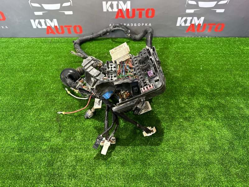 Проводка подкапотного пространства Kia Ceed SW 2011 ED