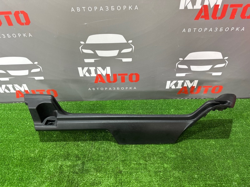 Направляющая полки (шторки) багажника левая Kia Ceed SW 2010 ED