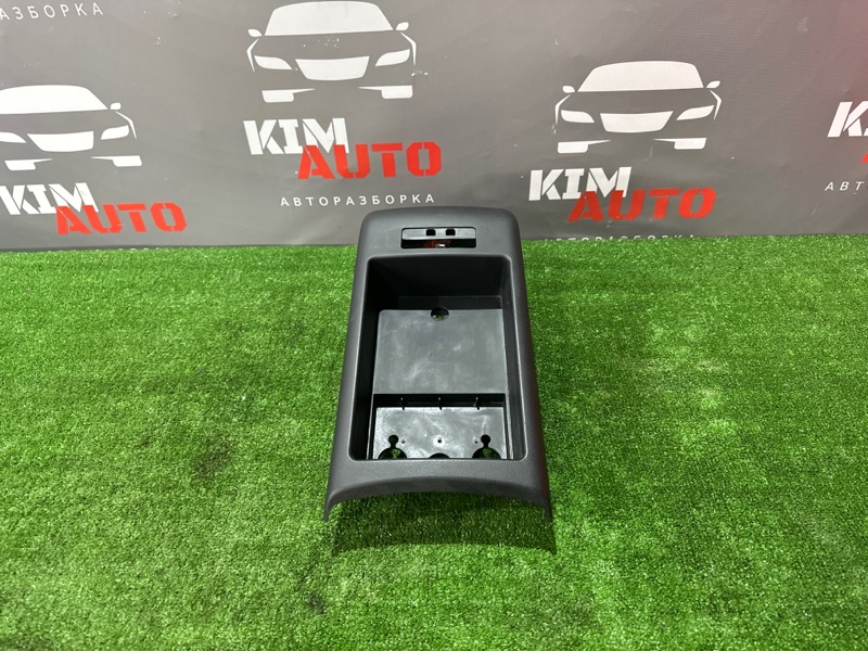 Центральная консоль задняя часть Audi A6 quattro 2007 C6