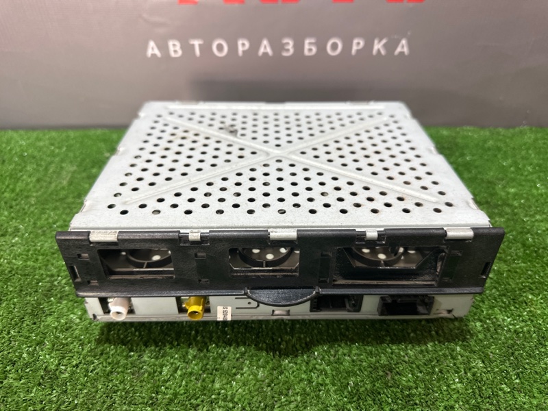 Блок управления радиоприемником Audi A6 quattro 2007 C6