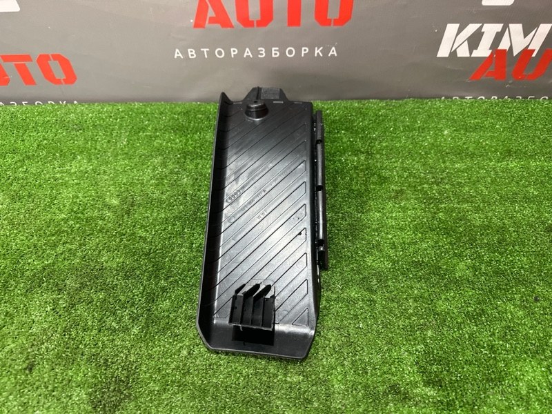 Площадка под ногу Audi A6 quattro 2007 C6