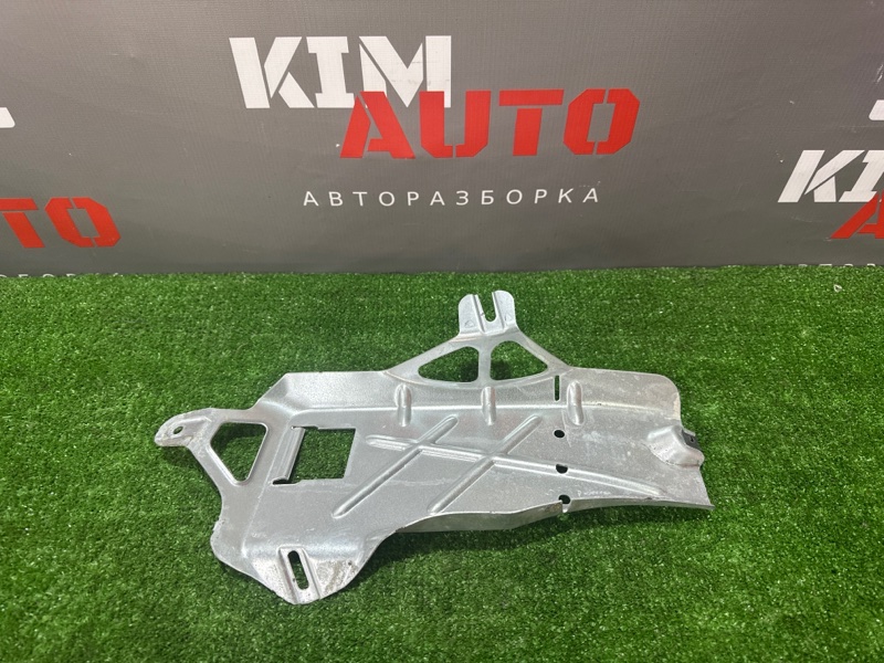 Площадка под ногу Audi A6 quattro 2007 C6