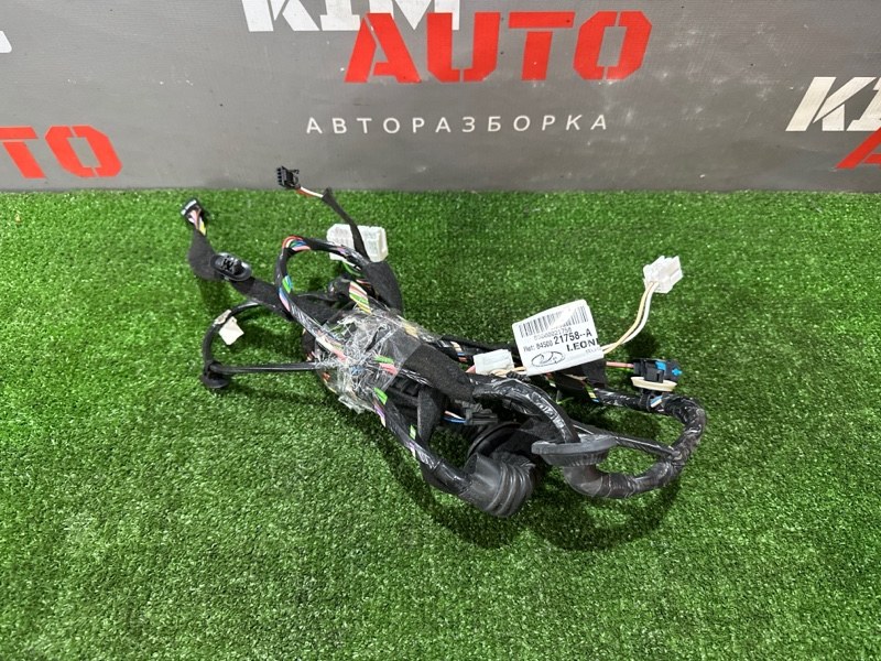 Проводка двери Lada X-Ray Cross 2022