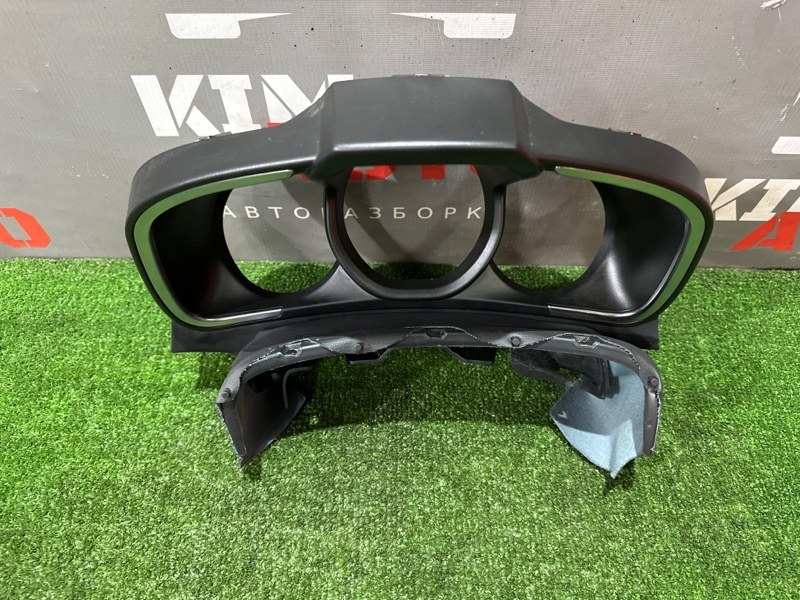 Накладка Козырек панели приборов Lada X-Ray Cross 2022