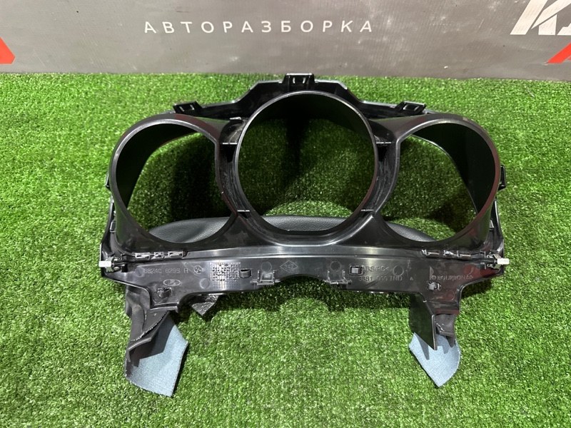 Накладка Козырек панели приборов Lada X-Ray Cross 2022