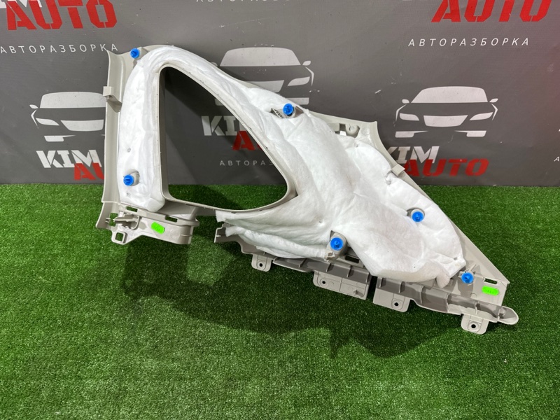 Накладка задней стойки Lada X-Ray Cross 2022