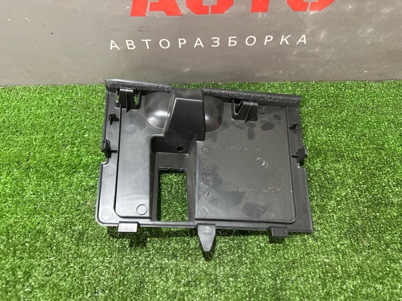 Накладка бардачка Lada X-Ray Cross 2022