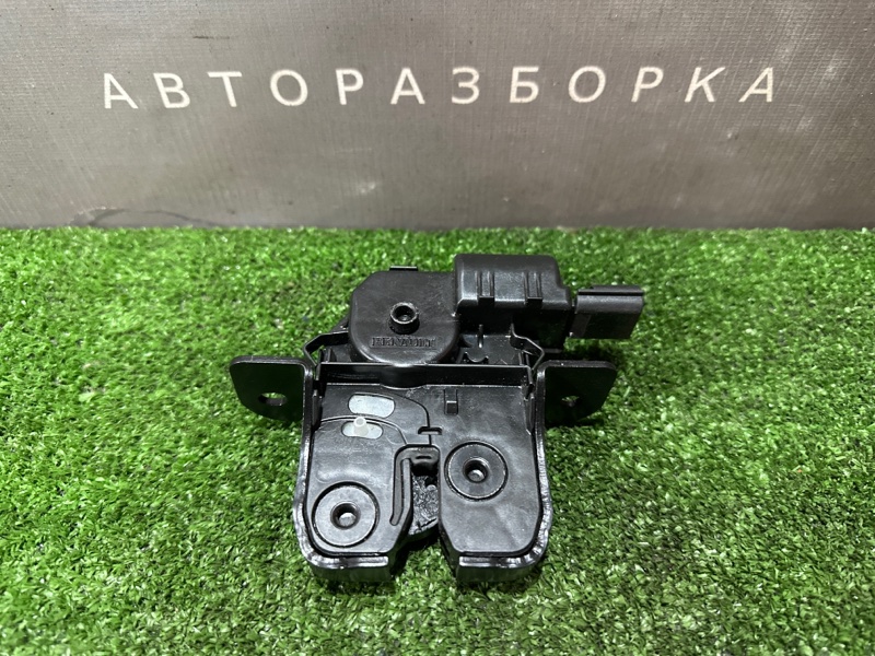 Замок крышки багажника Lada X-Ray Cross 2022