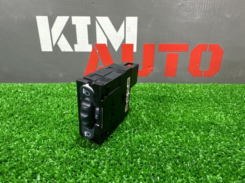 Блок управления корректора фар Lada X-Ray Cross 2022