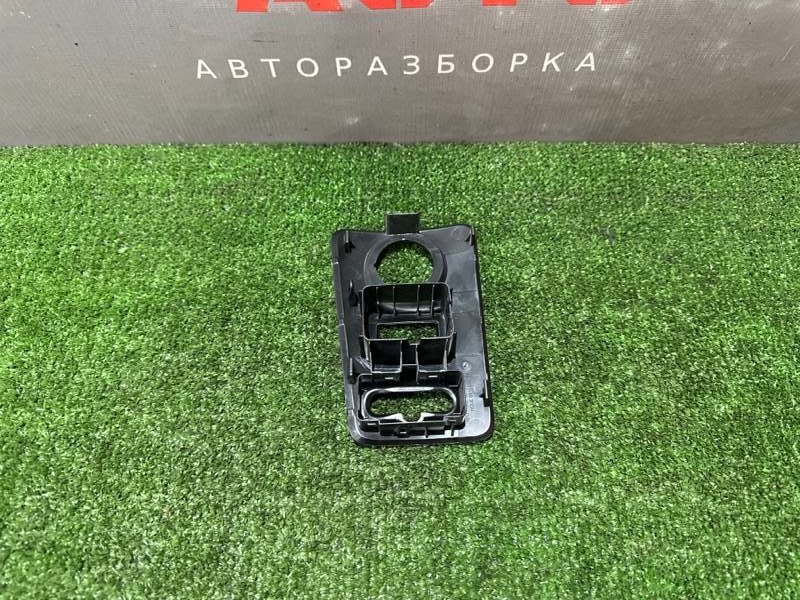 Накладка на торпеду под круиз и регулировки Lada X-Ray Cross 2022