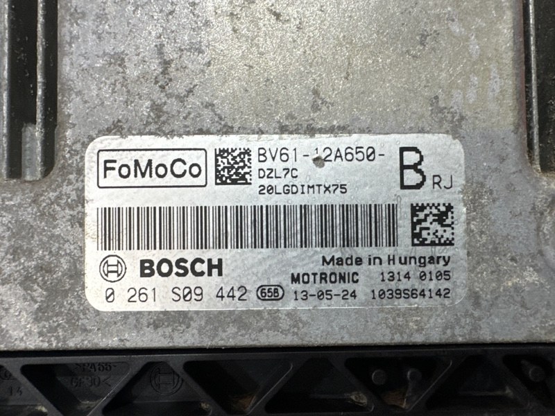 Блок управления двигателем (ЭБУ) Ford Focus 3 2013