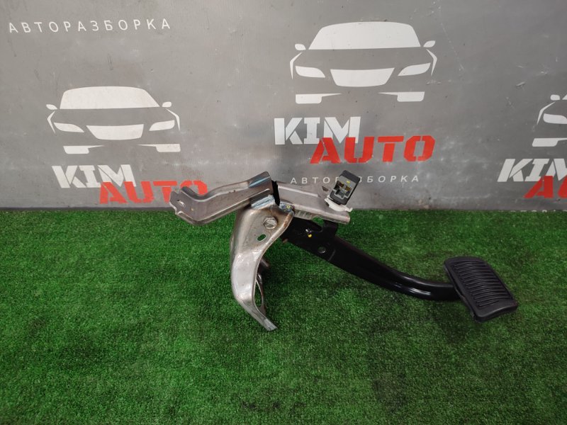 Педаль тормоза АКПП Kia Rio 3 2013 HB