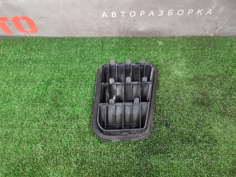 Решетка вентиляционная Kia Rio 3 2013 HB
