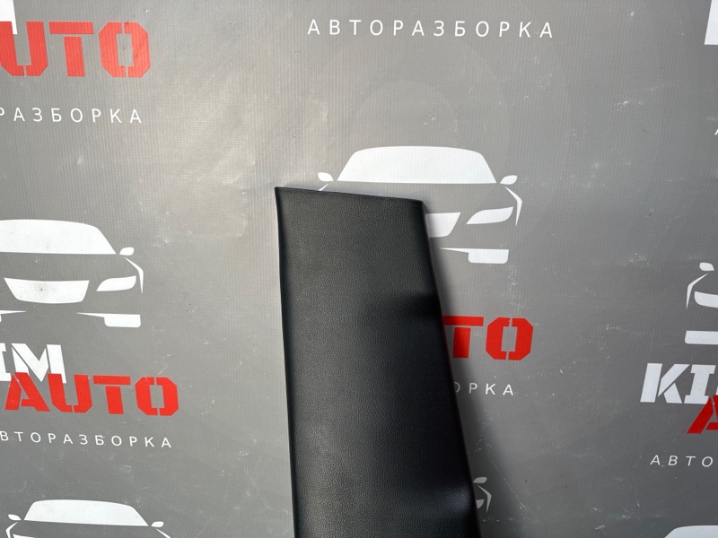 Накладка центральной стойки нижняя Kia Rio 3 HB 2013