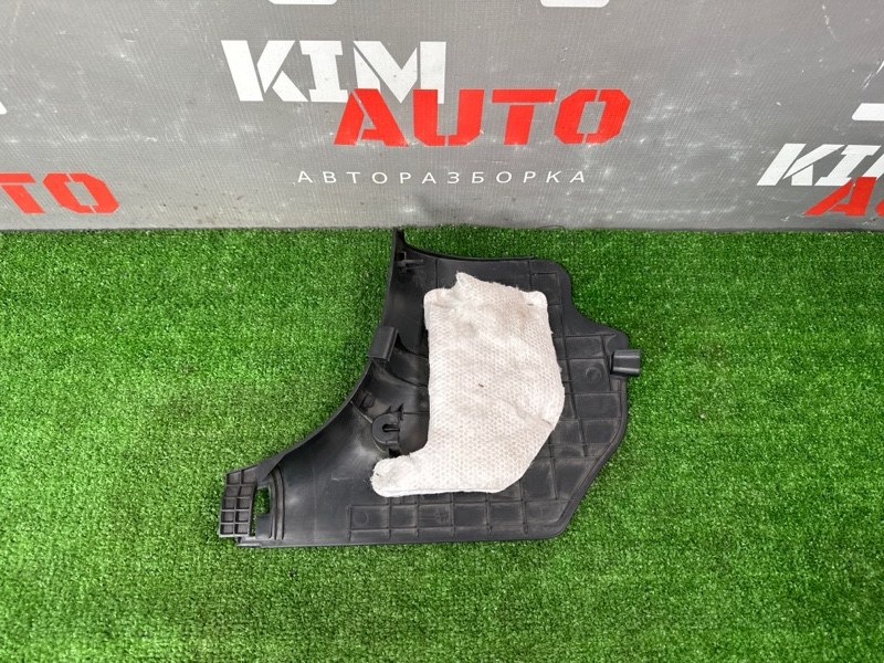 Накладка стойки нижняя Kia Rio 3 HB 2013